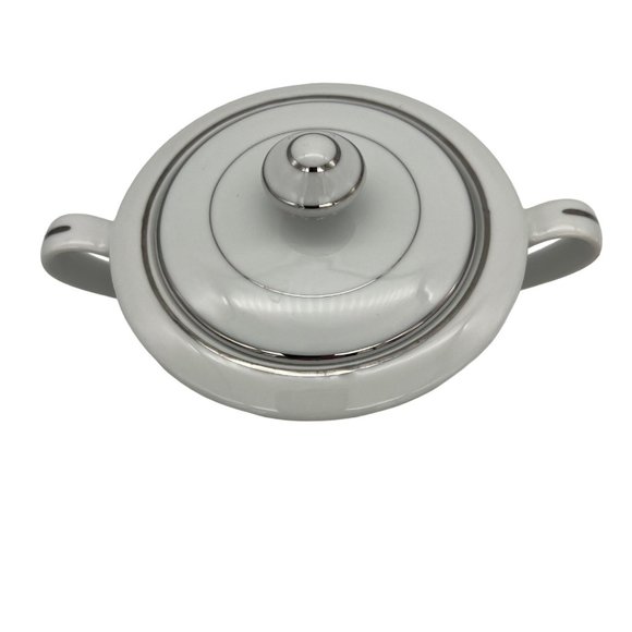 Fine China of Japan Huntington Sugar Bowl with Lid White Flowers Platinum Trim - Picture 2 of 7